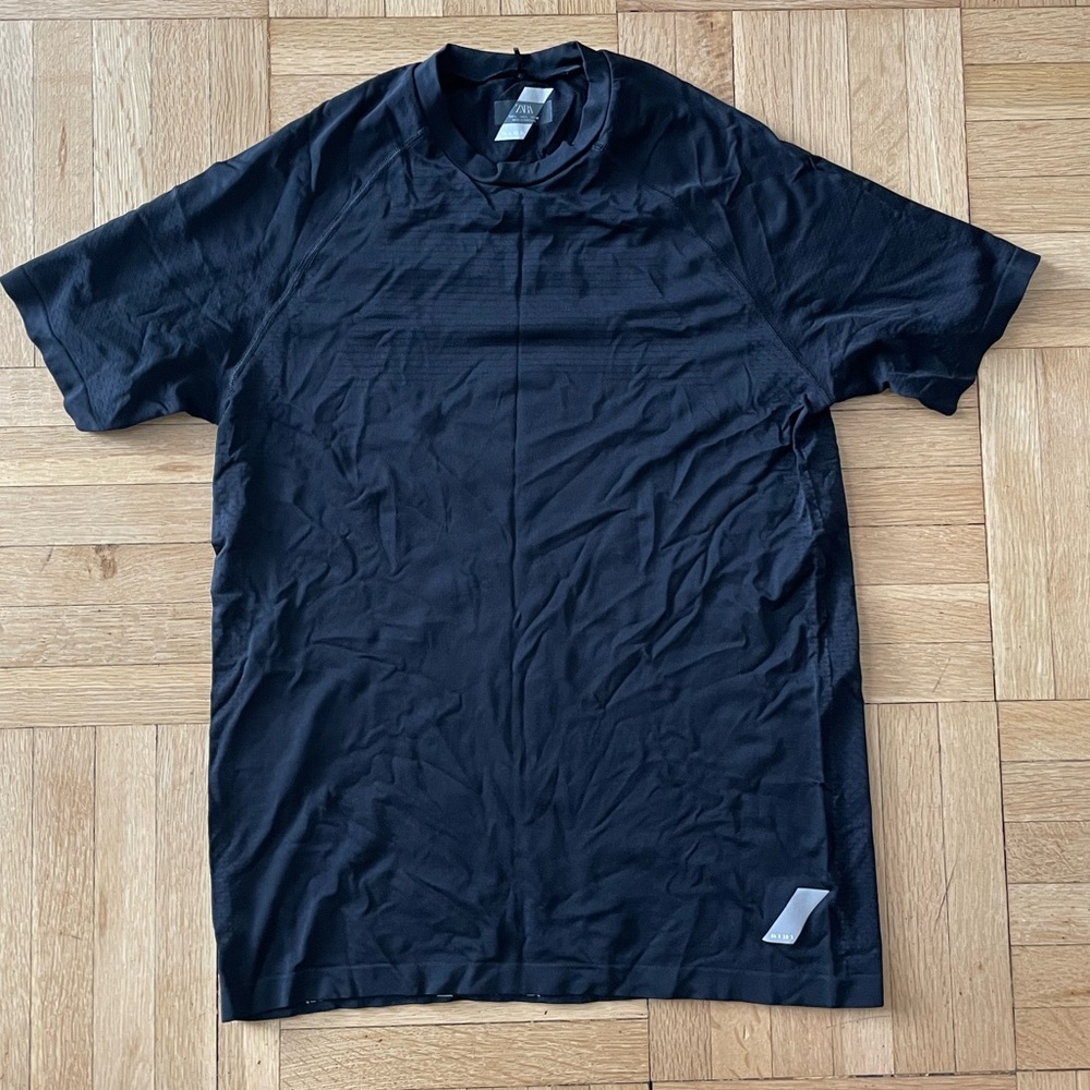 Zara Men’s Workout Tee